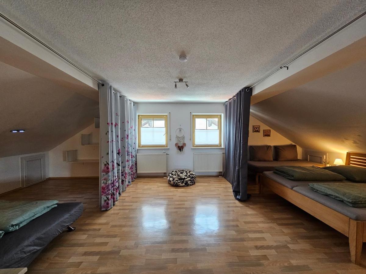 Ferienwohnung Naehe Chiemsee Unterneukirchen Esterno foto